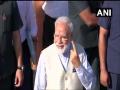 Lok Sabha Election 2019 : अहमदाबादमध्ये पंतप्रधान नरेंद्र मोदींनी केले मतदान - Marathi News | PM Narendra Modi after casting his vote at a polling booth in Ranip,Ahmedabad | Latest national Videos at Lokmat.com