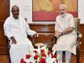 नरेंद्र मोदी स्मार्ट पंतप्रधान; देवेगौडा यांची स्तुतीसुमनं - Marathi News | karnataka elections devegowda says would have quit loksabha but pm modi persuaded me against doing so | Latest national News at Lokmat.com