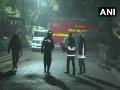 पंतप्रधान नरेंद्र मोदींच्या निवासस्थानाजवळ आग, घटनास्थळी अग्निशमन दलाच्या गाड्या दाखल - Marathi News | Fire has been reported at Prime Minister's residence at 7, Lok Kalyan Marg around 7:25 pm today | Latest national News at Lokmat.com