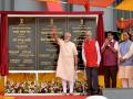 अडचणी अनेक आल्या, पण त्यावर मात करत सरदार सरोवर उभे राहिले - पंतप्रधान नरेंद्र मोदी - Marathi News | Many of the difficulties came, but on the outskirts of Sardar Sarovar stood - Prime Minister Narendra Modi | Latest national News at Lokmat.com