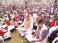 रंगांची उधळण करीत बालचित्रकारांचा सामाजिक संदेश; सारसबागेत चित्रकला स्पर्धा - Marathi News | The social message of childhood artists by throwing colors; painting competition in Sarasbaug | Latest pune News at Lokmat.com