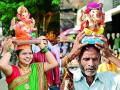 Ganesh Festival : भाविकांना लागली गणरायाच्या आगमनाची लगबग - Marathi News | Ganesh Festival: Celebration of Ganesha's arrival took place | Latest nagpur News at Lokmat.com