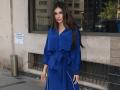 मौनी रॉयचा ग्लॅमरस अंदाज तुम्ही पाहिलात का? - Marathi News | Mouni roy looks gorgeous in blue dress | Latest filmy Photos at Lokmat.com