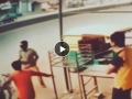 अरे बापरे! सेम-टू-सेम शर्ट घातला तर झाला 'Moye Moye' मजेशीर 'Video' व्हायरल - Marathi News | A man wearing same colour tshirt beat by police man video goes viral on social media | Latest social-viral News at Lokmat.com