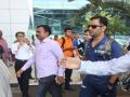 IND vs AUS : जेव्हा धोनीचे रांचीमध्ये आगमन होते तेव्हा, पाहा हा व्हिडीओ - Marathi News | IND vs AUS: When ms Dhoni arrives in Ranchi, watch this video | Latest cricket News at Lokmat.com