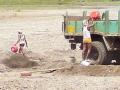 अवैध वाळू उपसा : महाराष्ट्रासह ५ राज्यांना नोटीस - Marathi News | Illegal sand consumes: Notice to 3 states including Maharashtra | Latest national News at Lokmat.com