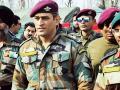 धोनी घालणार काश्मीर सीमेवर गस्त! - Marathi News | Dhoni will patrol the Kashmir border! | Latest national News at Lokmat.com