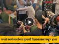 Mumbai Video: बापाने हात जोडले, मुलाला वाचण्यासाठी आई अंगावर पडली; पण ते मरेपर्यंत मारत राहिले - Marathi News | Mumbai Video: MNS activist Akash Mayin killed in road rage incident in Malad area of Mumbai 9 arrested | Latest mumbai News at Lokmat.com