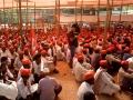 Kisan Long March : मुंबईच्या डबेवाल्यांचा शेतक-यांचा मोर्चाला पाठिंबा - Marathi News | Kisan Long March: Mumbai Dabewala's Support to Kisan Sabha Long March | Latest mumbai Videos at Lokmat.com