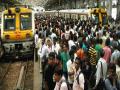 पडेल ते करतो काम, पण मिळत नाही दाम!; मुंबईकर कमाईत सगळ्यात मागे - Marathi News | swiss bank ubs survey of income mumbaikar in last number in earning money but in working number one | Latest mumbai News at Lokmat.com