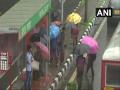Mumbai Rains LIVE :  मुंबईसह उपनगरात जोरदार पावसाची हजेरी - Marathi News | Mumbai rains live updates | Latest mumbai News at Lokmat.com