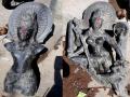 प्रकाशातील घटना : खोदकाम करताना सापडल्या मूर्ती - Marathi News | Lighting incidents: The idols found in the engraving | Latest nandurbar News at Lokmat.com