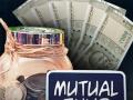FD पेक्षा अधिक रिटर्न, रिस्कही कमी! 'याला' म्युच्युअल फंडाचं सेफ झोन म्हणतात, तुमच्यासाठी योग्य आहे का? - Marathi News | | Latest business Photos at Lokmat.com