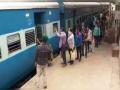 प्रवास सुरूच : परप्रांतीय मजुरांना घेऊन धावली सहावी रेल्वे - Marathi News | The sixth train ran with foreign workers | Latest nashik News at Lokmat.com