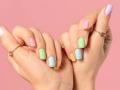 Nail Art- नखांवर जादू करायची आहे, हे घ्या नवे बिंधास्त १० ट्रेण्डी रंग! - Marathi News | Nail Art- Want to do magic on nails, try these 10 new trendy colors! | Latest sakhi News at Lokmat.com
