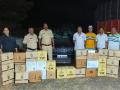 कारमधून गोवा बनावटीच्या दारूची वाहतूक, ३४ लाखाचा मुद्देमाल जप्त; चालक पसार - Marathi News | Transport of Goa made liquor in car, goods worth Rs 34 lakh seized in Napane Sindhudurg District | Latest sindhudurga News at Lokmat.com