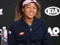 Naomi Osaka: डिप्रेशनशी झगडली, पण हरली नाही! ऑलिम्पिक क्रीडाज्योत उजळवणाऱ्या बंडखोर मुलीची गोष्ट - Marathi News | Tokyo Olympics 2021: Naomi Osaka Lights Up Olympic Cauldron, creates history ! | Latest sakhi News at Lokmat.com