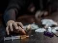 एका कुटुंबानं पूर्ण देशाला लावली नशेची लत! - Marathi News | A family made the whole country addicted | Latest international News at Lokmat.com
