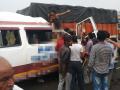 देवदर्शनाहून परतणाऱ्या भाविकांवर काळाचा घाला, नाशिकमध्ये भीषण अपघातात 10 जणांचा मृत्यू - Marathi News | Accident of Two vehicles in Nashik, 5 dead | Latest nashik News at Lokmat.com