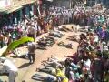 नाशिक- अशा प्रकारे लोटांगण घालत केली जाते नवसपूर्ती - Marathi News | Nashik rituals | Latest nashik Videos at Lokmat.com
