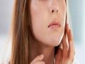Skin Care Tips : नॅचरल-घरगुती गोष्टींचा वापर करुन मिळवा चेहऱ्यावर पार्लरसारखा ग्लो! ५ सोपे उपाय, ग्लो जबरदस्त - Marathi News | | Latest sakhi News at Lokmat.com