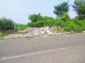 खारफुटी क्षेत्रात डेब्रिजचे ढिगारे - Marathi News | Debris piles in the salt fields | Latest navi-mumbai News at Lokmat.com