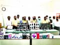सराईत मोबाइलचोर टोळीला अटक; मुद्देमाल जप्त - Marathi News | Mobile thief gang arrested in Sarai; Seizure of property | Latest navi-mumbai News at Lokmat.com