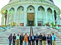 जगातील मोठ्या घुमटाला नेपाळच्या शिष्टमंडळाची भेट - Marathi News | Visit of a Nepalese delegation to the world's largest canoe | Latest pune News at Lokmat.com