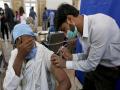 Corona Vaccination: पहिला डोस कोविशील्डचा, दुसरा कोवॅक्सिनचा; आक्षेप घेताच तिसरा डोसही दिला; अन् मग... - Marathi News | Corona Vaccination first dose of covishield vaccine was applied then the second dose of covaxin was applied | Latest national News at Lokmat.com