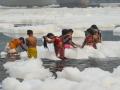 After Delhi climate now condition of Yamuna worsens pollution increased in River - Hindi News | After Delhi climate now condition of Yamuna worsens pollution increased in River | Latest social-viral Photos at Lokmattimes.com