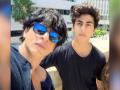 Aryan Khan: ड्रग्ज पार्टी प्रकरणाचा परिणाम; आर्यन खानसाठी शाहरुखनं घेतला महत्त्वाचा निर्णय - Marathi News | how aryan khan will celebrate his 24th birthday amid cruise drugs case controversy | Latest filmy News at Lokmat.com