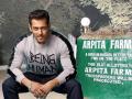 Salman Khan: सलमानला सर्पदंश नेमका कसा झाला? वडील सलीम खान यांनी सविस्तर सांगितलं... - Marathi News | salman khan father salim khan gives actors health update after snake bite | Latest filmy Photos at Lokmat.com