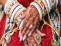 वधू मेकअपसाठी ब्युटी पार्लरला गेली अन् परतलीच नाही! वरातीत नाचणारी वऱ्हाडी पोहोचली ठाण्यात  - Marathi News | indore bride ran away with boyfriend just before marriage from beauty parlour | Latest national News at Lokmat.com