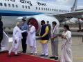 अजित पवार यांच्या खांद्यावर हात अन् भाषणापासून ठेवले वंचित - Marathi News | modi Puts hands on Ajit Pawar shoulders deprived of speech | Latest pune News at Lokmat.com