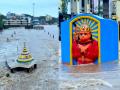 PHOTOS: गोदामाई तुडूंब भरली...पूर सदृश स्थिती, दुतोंड्या मारुतीही पाण्यात! - Marathi News | nashik rain update godavari river over flooded | Latest nashik Photos at Lokmat.com