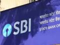 जोर का झटका! SBI कडून Home Loan च्या व्याजदरात वाढ, आता भरावा लागेल इतका EMI  - Marathi News | sbi increased home loan interest rate check how much extra you have to pay on your emi | Latest business News at Lokmat.com