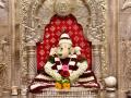 Vinayak Chaturthi 2024: विनायक म्हणजे उजव्या सोंडेचा गणपती; पण तो देवघरात ठेवायचा की नाही जाणून घ्या! - Marathi News | Vinayak Chaturthi 2024: Vinayak means right trunk Ganesha; But know whether to keep it in the temple or not! | Latest bhakti News at Lokmat.com