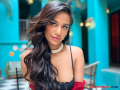 पूनम पांडे लग्न करतेय? दुसऱ्या लग्नाबद्दल म्हणाली... - Marathi News | Poonam Pandey Opens Up About Second Marriage After Divorce With Sam Bombay | Latest filmy News at Lokmat.com