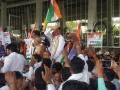 "आला रे आला नानाभाऊ आला" च्या घोषणांनी नागपूर विमानतळ दुमदुमले  - Marathi News | Nagpur Airport was abuzz with slogans like "Aala Re Aala Nanabhau Aala" | Latest nagpur News at Lokmat.com