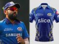 Mumbai Indians new jersey, IPL 2022 : नव्या रुपात, नव्या जोशात; मुंबई इंडियन्सची आयपीएल २०२२साठी नवी जर्सी! - Marathi News | IPL 2022: Mumbai Indians unveil their new jersey ahead of the season | Latest cricket News at Lokmat.com