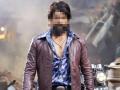 मुलगा करोडपती असूनही या अभिनेत्याचे वडील आजही चालवतात बस - Marathi News | KGF hero Yash's father continues to be a bus driver to date! | Latest filmy News at Lokmat.com
