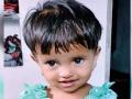वडिलांच्या गाडीला धडकून चिमुकली ठार, कोल्हापूर जिल्ह्यात घडली दुर्दैवी घटना - Marathi News | While turning the four wheeler the girl suddenly ran behind and was hit by a car and died in kolhapur | Latest kolhapur News at Lokmat.com