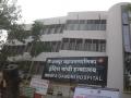 मनपा रुग्णालयात रुग्णांची सुरक्षा वाऱ्यावर : रुग्णांचा जीव धोक्यात  - Marathi News | Patient safety on air at Municipal Hospital: Patients' lives in danger | Latest nagpur News at Lokmat.com