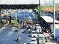 खारघर टोलवरील ठेका अखेर रद्द - Marathi News | Kharghar Toll contract finally canceled | Latest navi-mumbai News at Lokmat.com