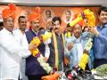 काँग्रेसचे माजी नगरसेवक चंद्रकांत मोदी भाजपात; देवेंद्र फडणवीसांच्या उपस्थितीत केला प्रवेश - Marathi News | Former Congress corporator Chandrakant Modi in BJP; Entered in the presence of Former CM Devendra Fadnavis | Latest thane News at Lokmat.com
