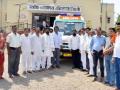 औंढ्यात रूग्णवाहिकेचे लोकार्पण - Marathi News | Vaccination of an ambulance in Aundh | Latest chhatrapati-sambhajinagar News at Lokmat.com