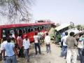 झाडेगाव चौफुलीवर भीषण अपघात - Marathi News | Fierce accidents on Jadegaon Chowpule | Latest buldhana News at Lokmat.com