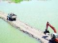 वाळूचा बेसुमार उपसा - Marathi News | Sandy lentils | Latest chhatrapati-sambhajinagar News at Lokmat.com