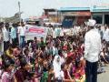 विद्यार्थी उतरले रस्त्यावर - Marathi News | Students dropped on the street | Latest chhatrapati-sambhajinagar News at Lokmat.com