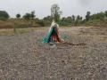 नदीच्या पात्रात भगवतगीतेचे वाचन - Marathi News | Reading of Bhagvad Gita in river bed | Latest maharashtra News at Lokmat.com